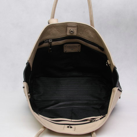 2014 Replica Designer Original Grainy Calfskin Tote Bag B2621T white&black